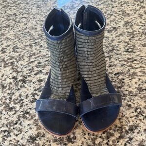 FREEBIRD DEVIL GLADIATOR SANDALS size 7